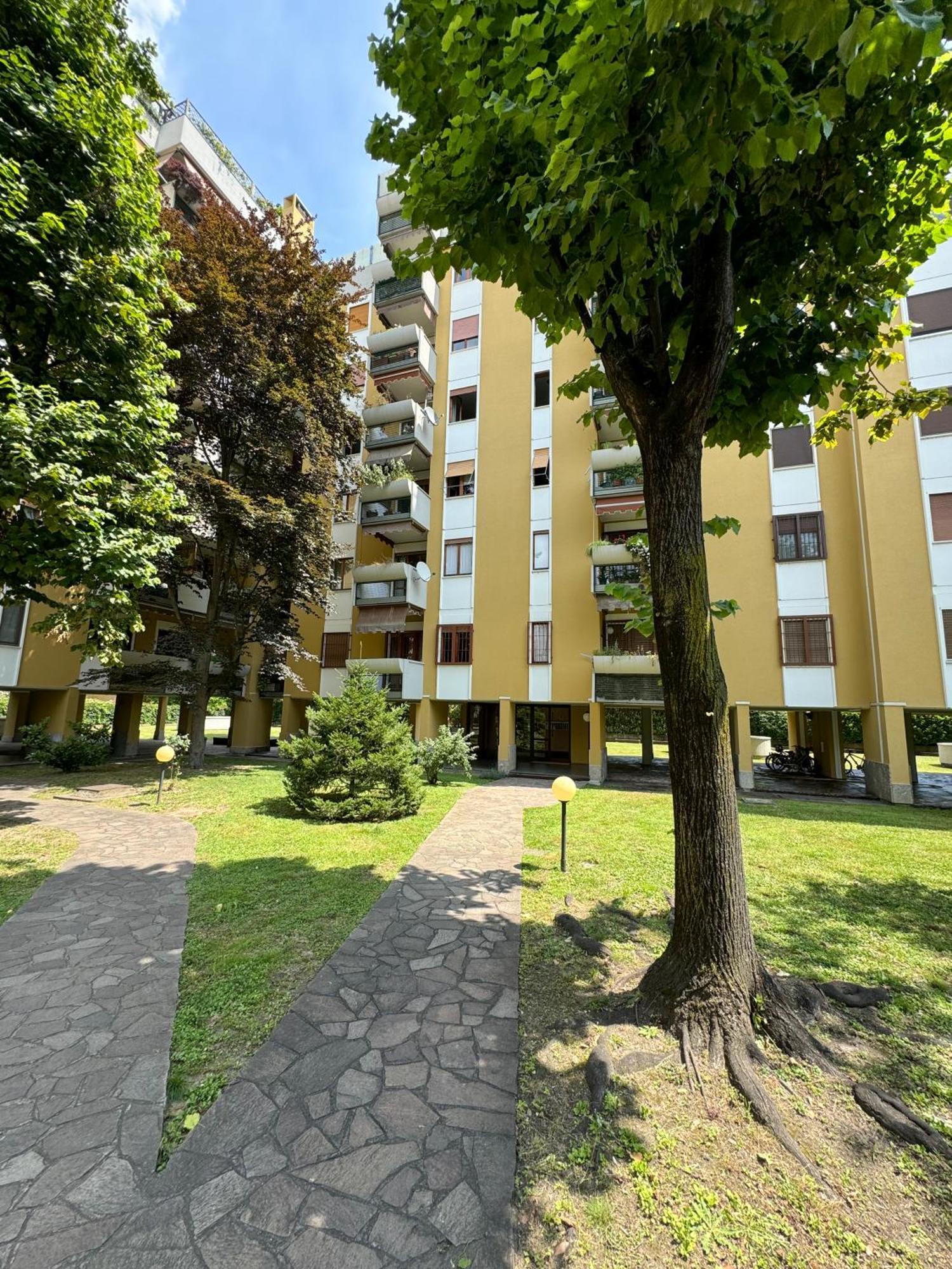 Tosi 11 - Exclusive Apartment Mailand Exterior foto
